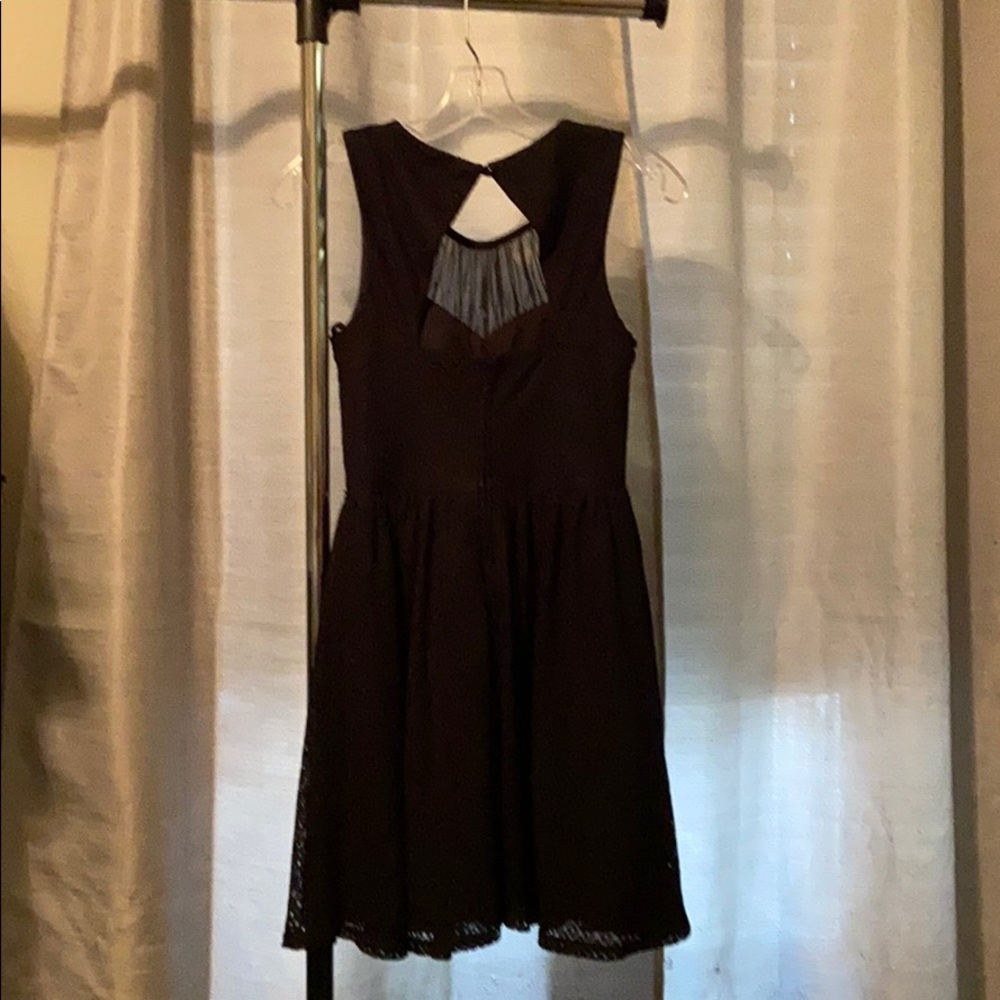 Dress - Picture 2 of 4